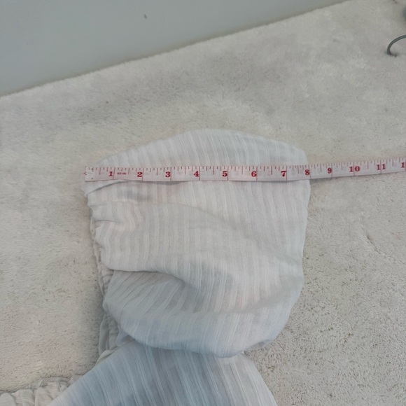 Club Monaco Malaina Off Shoulder Puffed Sleeve Top size 6 - Picture 13 of 16